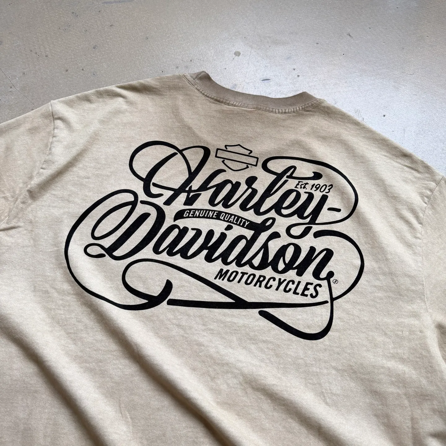 P130 # CTS-112 Saint x Harley "Tribute to the Legend 1903" Limited retro military cloth style short-sleeved single-stitched seam + special fried color + heavy fermentation wash Size: S M L The most common and complex single-needle sewing process (commonly known as single-thread heaven and earth stitch) among vintage vintage brands such as Michael